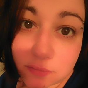 Meet your Posher, Tonya
